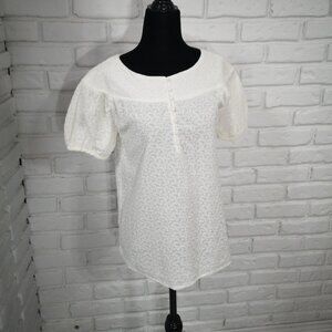 Liz Claiborne Ladies Size Medium Petite Cream Short Sleeve Embroidered Blouse